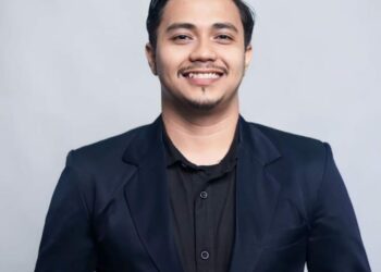 Tokoh Muda Dalam Bidang Pendidikan & Sastra : Ubai Dillah Al Anshori.