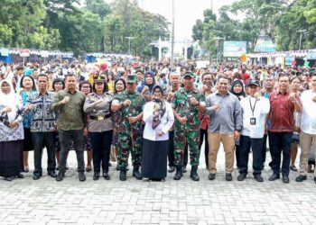 Wali Kota dr. Susanti Dewayani SpA Hadiri Acara Gebyar Hardiknas Kota Pematangsiantar.