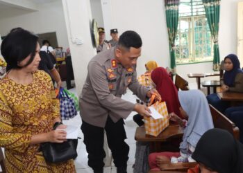 Ulang Tahunnya ke 43, Kapolres Pematangsiantar Berbagi Tali Asih Ke Panti Asuhan.