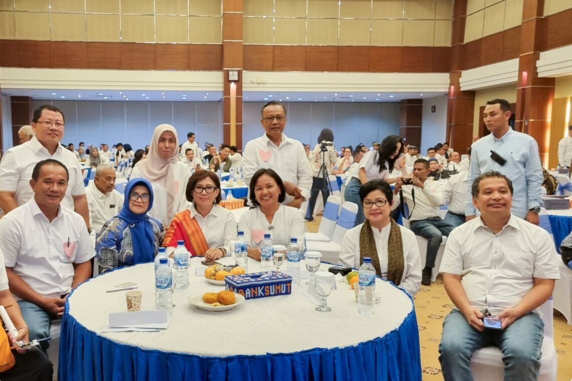 Wali Kota Pematangsiantar dr. Susanti Dewayani SpA Hadiri Halal bi Halal & Temu Kangen KAGAMA Sumut Dengan Tema “Silaturahmi Dalam Keberagaman Untuk Memperkuat Persatuan Bangsa” .