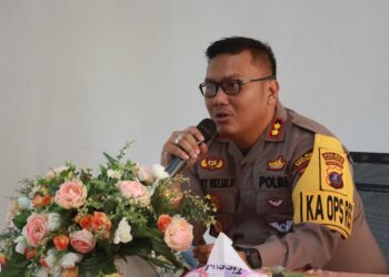 Kapolres Simalungun AKBP Choky Sentosa Meliala, S.I.K, SH, MH, Memberikan Arahan Langsung Kepada Seluruh Personel Terkait.