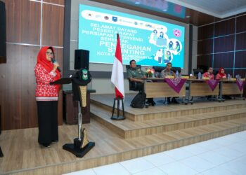Wali Kota dr. Susanti Dewayani SpA Buka Rapat Teknis Persiapan Intervensi Serentak Cegah Stunting Kota Pematangsiantar Tahun 2024.