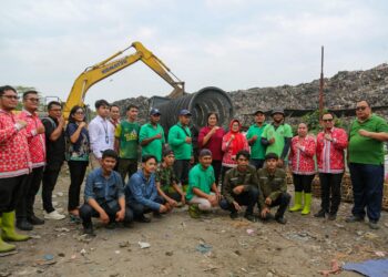 Wali Kota Pematangsiantar dr. Susanti Dewayani SpA Kunjungi TPA Tanjung Pinggir Dalam Rangka Pengelolaan Sampah Berbasis Teknologi Untuk Menjadi Barang Bernilai Ekonomis.