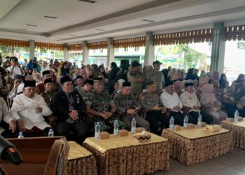 P.J Sekdako Tebingtinggi H.Kamlan Muryid Lepas Keberangkatan 136 Jemaah Haji  2024 Dari Tebingtinggi.