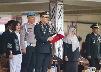 Hari Kebangkitan Nasional Tahun 2024, Kapolsek Siantar Marihat Mengajak Para Siswa/I Tidak Terlibat Dalam Pelanggaran Hukum.