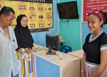 Kapolsek Perdagangan Polres Simalungun Gerebek Rumah Diduga Pengedar Narkoba, Dua Orang Positif Sabu.