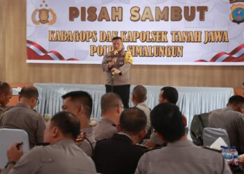 Pisah Sambut Kabag Ops dan Kapolsek Tanah Jawa Polres Simalungun Ditandai Dengan Makan Siang Bersama.