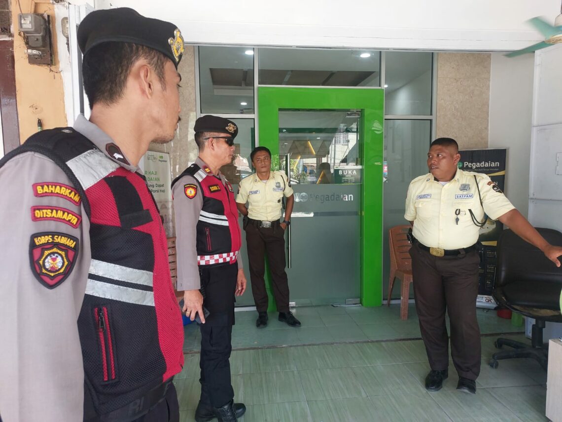 Sat Samapta Polres Simalungun Lakukan Pengamanan Sidang, Situasi Aman & Kondusif.