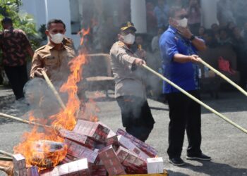 Kapolres Pematangsiantar Hadiri Pemusnahan Barang Bukti Sudah Inkracht.