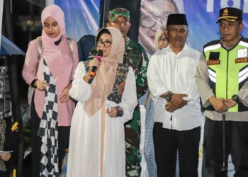 Wali Kota Pematangsiantar dr. Susanti Dewayani SpA & Unsur Forkopimds Lepas Peserta Takbir Keliling Malam Hari Raya Idul Adha 1445 H/2024 M.