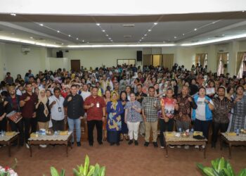 Wali Kota Pematangsiantar dr. Susanti Dewayani SpA Hadiri Acara Gebyar Hari Pendidikan Nasional 2024.