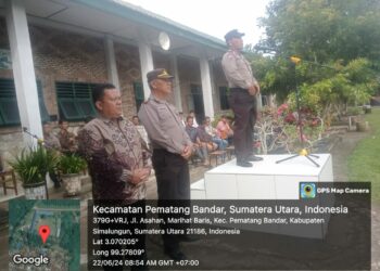 Polsek Perdagangan Adakan Binluh di SMK Swasta Abdi Sejati Kerasaan I Melalui Program Police Go To School.