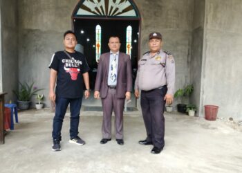 Polsek Tanah Jawa Amankan Ibadah Minggu di Gereja HKBP Resort Hataran Jawa.