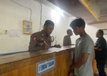 Para Pengurus SIM Nyatakan Bahwa Penerbitan SIM Di Satpas Sat Lantas Polres Pematangsiantar Sesuai SOP.