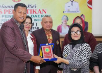 Wali Kota dr. Susanti Dewayani SpA Hadiri Acara Pelantikan Dewan Pengurus Daerah Persatuan Perawat Nasional Indonesia (DPD PPNI) Kota Pematangsianțar Periode 2024 - 2029.