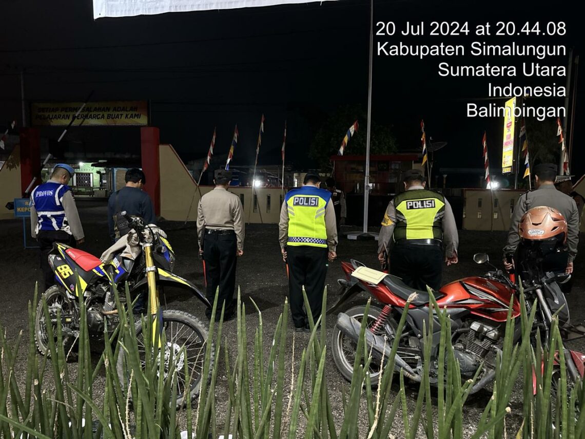 Polsek Tanah Jawa Gelar Apel Persiapan Razia Kepolisian.