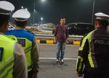 Dipimpin Kapolsek Serbalawan Polres Simalungun Menggelar Patroli Skala Besar Antisipasi Geng Motor.