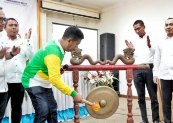 Buka Rapat Kadin, Bupati Simalungun Harapkan Kadin Dapat Ciptakan Peluang Usaha Baru.