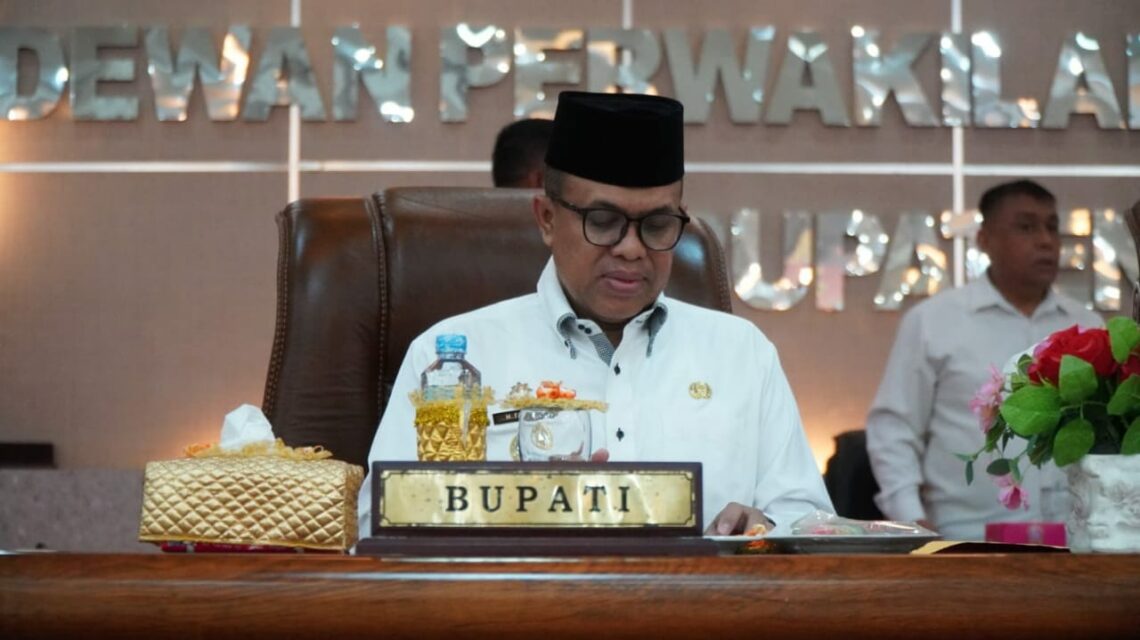 Pj. Bupati Langkat Faisal Hasrimy Hadiri Paripurna Pengesahan Perda Perubahan APBD T.A 2024.