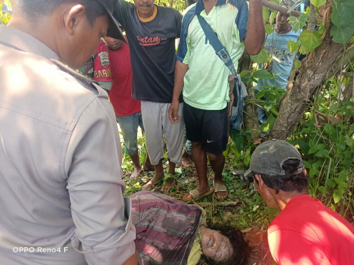 Polsek Bangun Evakuasi Mayat Wanita di Tali Air Irigasi Simalungun, Diduga Meninggal Akibat Epilepsi.