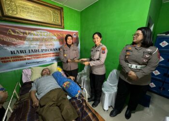 Jelang Hut Polwan Ke - 76, Polwan Polres Pematang Siantar Anjangsana Ke Kepada Keluarga Almarhum Polwan & Warakawuri Polwan.
