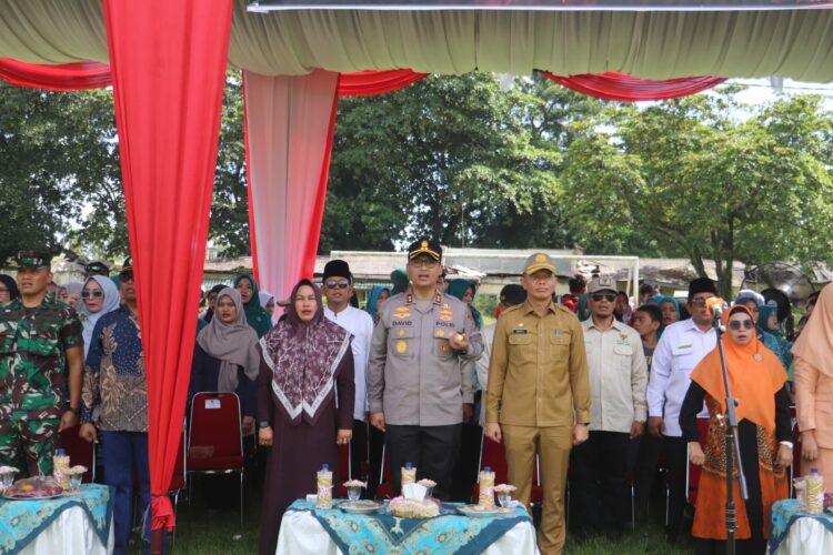 Sat Binmas Polres Langkat Sambangi Tokoh Masyarakat, Sosialisasikan Pilkada Damai & Netralitas Polri.