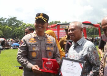 Kapolres Langkat Hadiri Puncak Peringatan Berandan Bumi Hangus yang Ke - 77 Pangkalan Berandan.