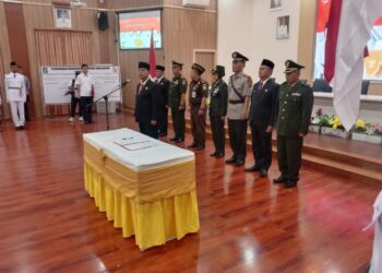 Kasat Samapta Polres Simalungun Hadiri Pengukuhan Pasukan Pengibar Bendera Pusaka di Balai Harungguan Djabanten Damanik.