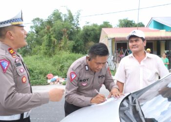 Kasat Lantas Polres Simalungun Gelar Operasi Hunting System, Tilang Supir Angkutan Umum Yang Langgar Aturan.