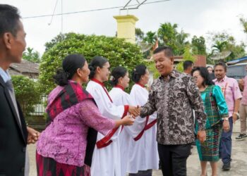 Bupati Simalungun & Istri Laksanakan Ibadah Minggu Bersama Jemaat HKBP Jawa Maraja.