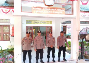 Polres langkat Laksanakan Pengamanan Pendaftaran Pasangan Calon Bupati & Wakil Bupati Tahun 2024.