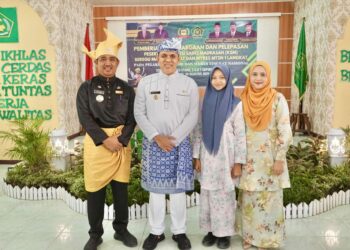 Pj. Bupati Langkat Faisal Hasrimy Beri Penghargaan Kepada Peserta KSM & MYRES : Prestasi Anak Muda Langkat Harumkan Nama Daerah.