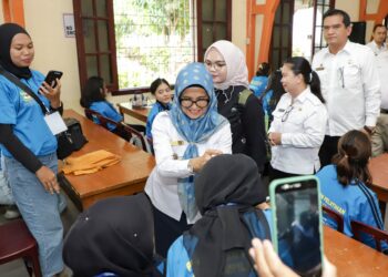 Wali Kota Pematangsiantar dr. Susanti Buka Pelatihan Keterampilan Kerja Penggunaan Dana Bagi Hasil Cukai Tembakau (DBHCHT).