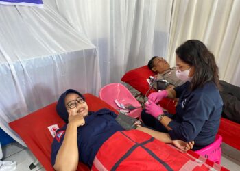 Jelang Peringatan HUT Lalu Lintas Bhayangkara Ke - 69, Sat Lantas Polres Pematangsiantar Donor Darah.