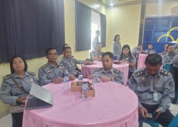 Para Pejabat Struktural Lapas Narkotika Kelas IIA Pematangsiantar Ikuti Bimbingan Teknis (Bimtek) & Pendampingan Penyusunan Laporan Kinerja Instansi Pemerintah (LKjIP) Yang diselenggarakan Kantor Wilayah Kementerian Hukum dan HAM Sumatera Utara tahun 2024 di Tebingtinggi. 