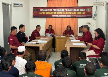 Kepada WBP Yang Diusulkan Mengikuti Program PB & Tamping Agar Tetap Menjaga kesehatan Serta Mematuhi Aturan di Dalam Lapas.