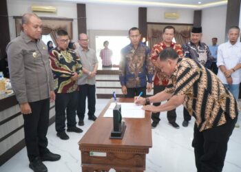 Pj Bupati Langkat Buka Forum Konsultasi Publik : Dorong Standar Pelayanan Yang Akuntabel & Efektif.