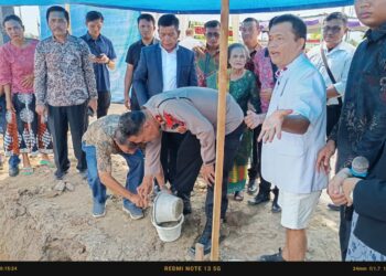 Kapolsek Tanah Jawa Hadiri Peletakan Batu Pertama Pembangunan RS Anugerah di Nagori Muara Mulia.