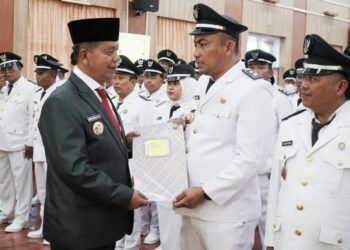 Kukuhkan 383 Pangulu Periodisasi 8 Tahun, Bupati Simalungun : “Jangan mau di pecah Belah Pihak Luar”.