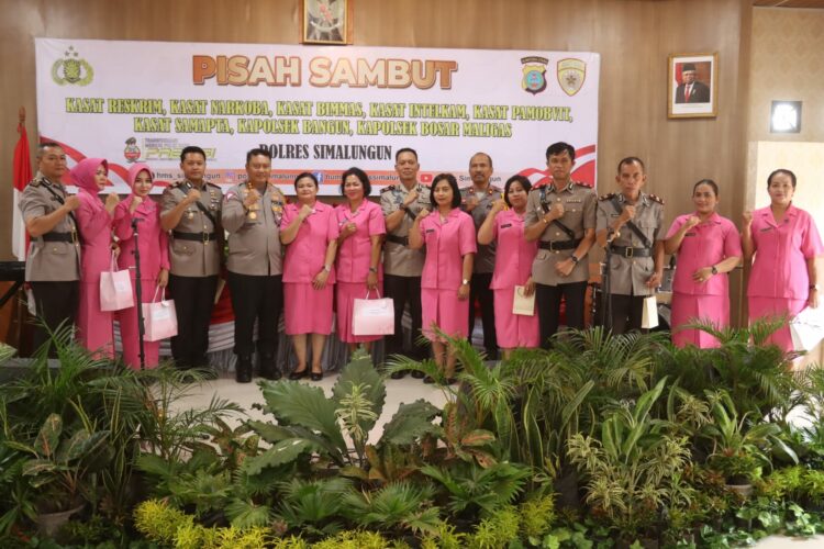 Pisah Sambut Pejabat Polres Simalungun : Kapolres AKBP Choky Sentosa Meliala Tekankan Pentingnya Sinergitas TNI-Polri.