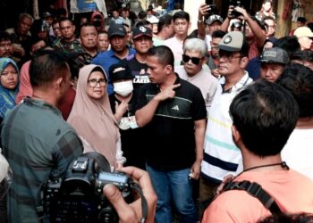 Wali Kota Pematangsiantar dr Susanti Tinjau Lokasi Kebakaran di Gedung IV Pasar Horas.