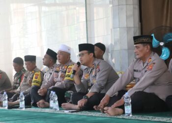 Jumat Curhat, Kapolres Langkat Kunjungi Masjid Raya Jamik Nasrullah, Imbau Jaga Kedamaian Pilkada 2024.