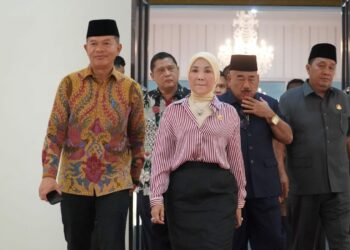 Bersinergi dalam Pembangunan : Pembentukan Fraksi - Fraksi Sebagai Langkah Awal.