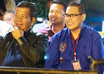 Pjs Walikota Menyaksikan Langsung Konser Musik Iwan Fals Bertajuk Gaung Merah Segalanya.