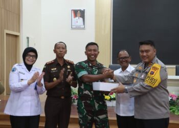 Kejutan Manis Kapolres Simalungun : Ulang Tahun Dandim Diiringi Semangat Sinergitas TNI - Polri.