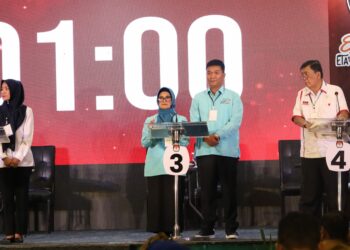 Pasangan dr Susanti - Ronald Sangat Menguasai Materi & Hasil nya Memuaskan Dalam Debat Public Calon Walikota & Wakil Walikota Pematangsiantar Dibandingkan Calon Lain.