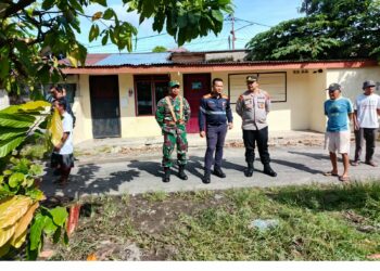 Kapolsek Siantar Barat Lakukan Pendampingan Penertiban Aset Rumah Perusahan PT. KAI ( Persero ).