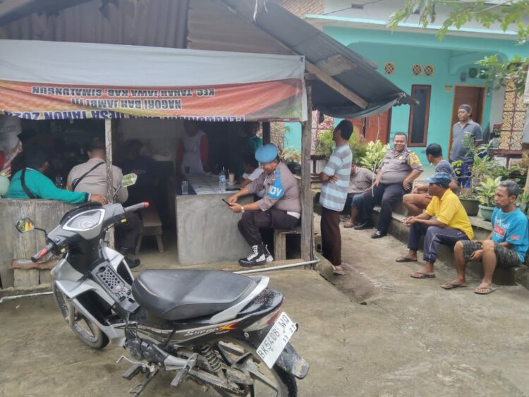 Polsek Tanah Jawa Resor Simalungun Gelar Jumat Curhat, Ajak Warga Cegah Radikalisme & Jaga Kamtibmas.