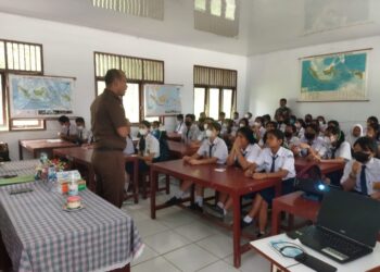 Kejari Toba Memberikan Pemahaman Hukum Sejak Dini ke Sekolah.