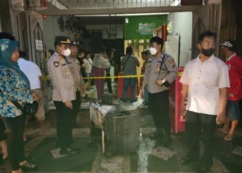 Ruko Tempat Penjualan Makanan Cepat Saji Terbakar.